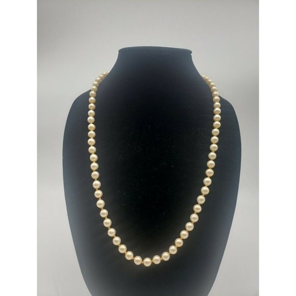 Vintage Vendome Gold Tone Clasp Faux Pearl Necklace 13.2" - Picture 1 of 4
